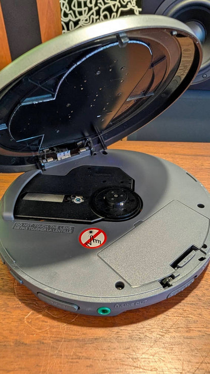 Magnavox MPC500 FM/MP3 CD Player