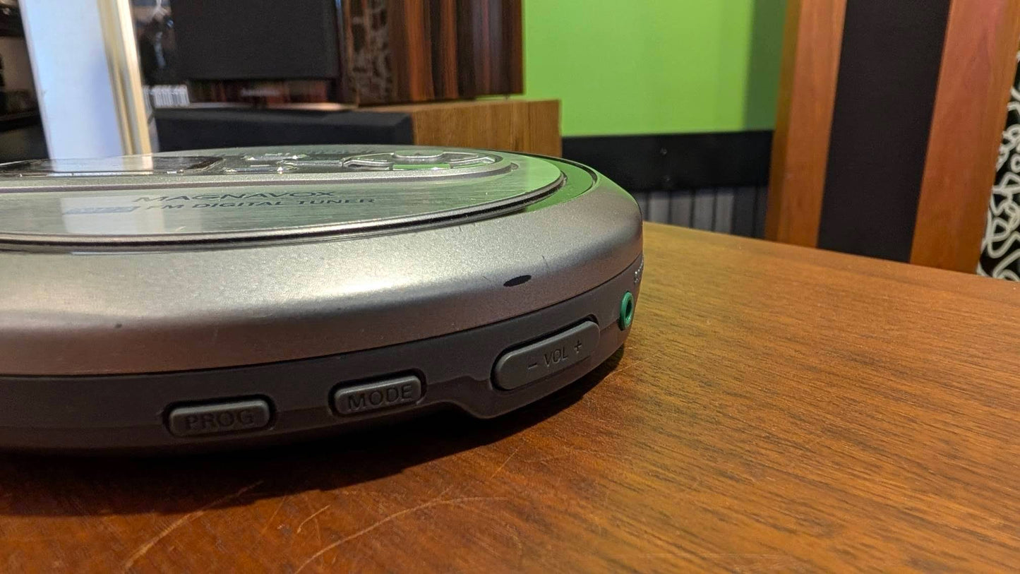 Magnavox MPC500 FM/MP3 CD Player