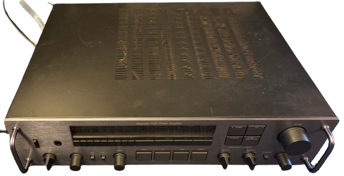 Carver 900