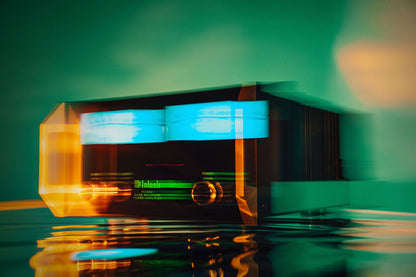 McIntosh MC462 Stereo Power Amplifier, official product image 2