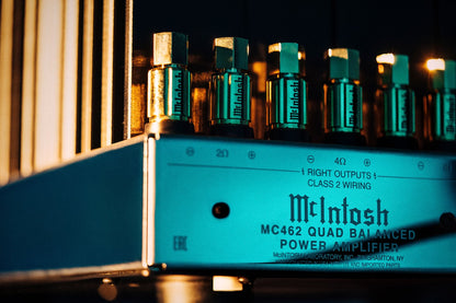 McIntosh MC462 Stereo Power Amplifier, official product image 3