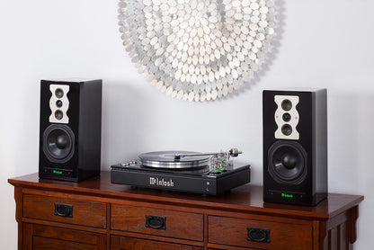 McIntosh MTI100 Integrated Turntable, official product image 2
