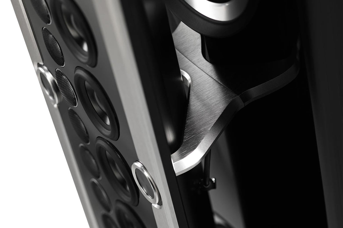 McIntosh XRT1.1K Floorstanding Loudspeaker (Pair), detail view