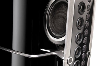 McIntosh XRT2.1K Floorstanding Loudspeaker (Pair), detail view